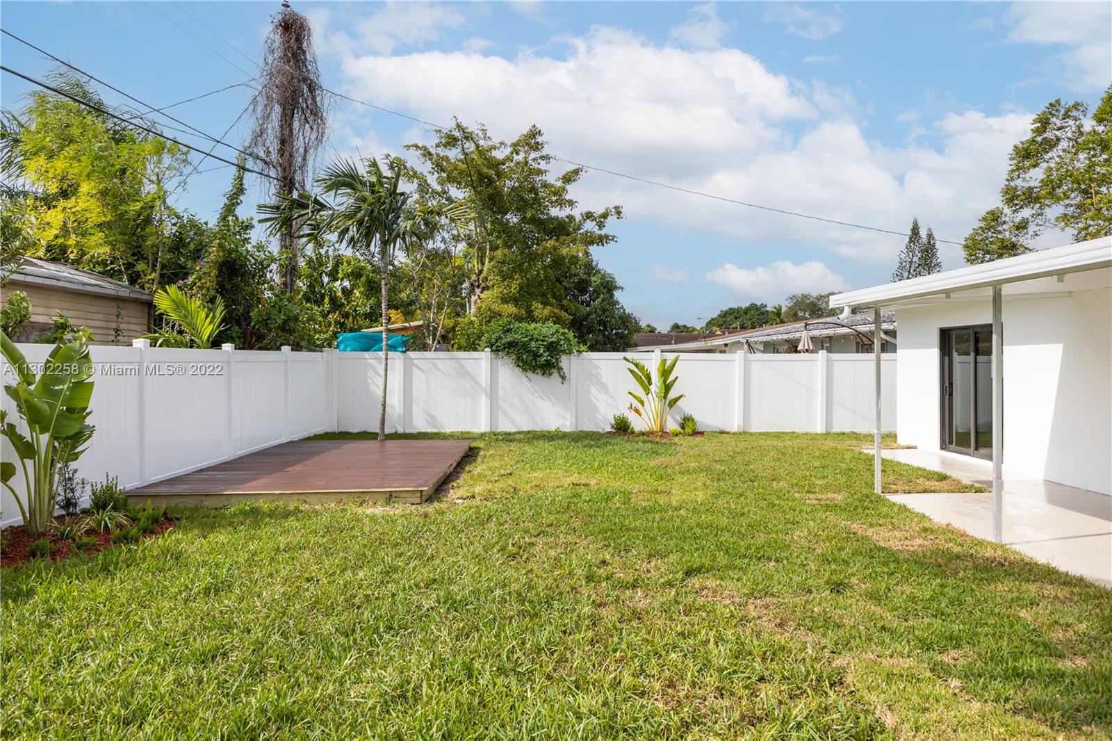 LAKE HEIGHTS - Residential