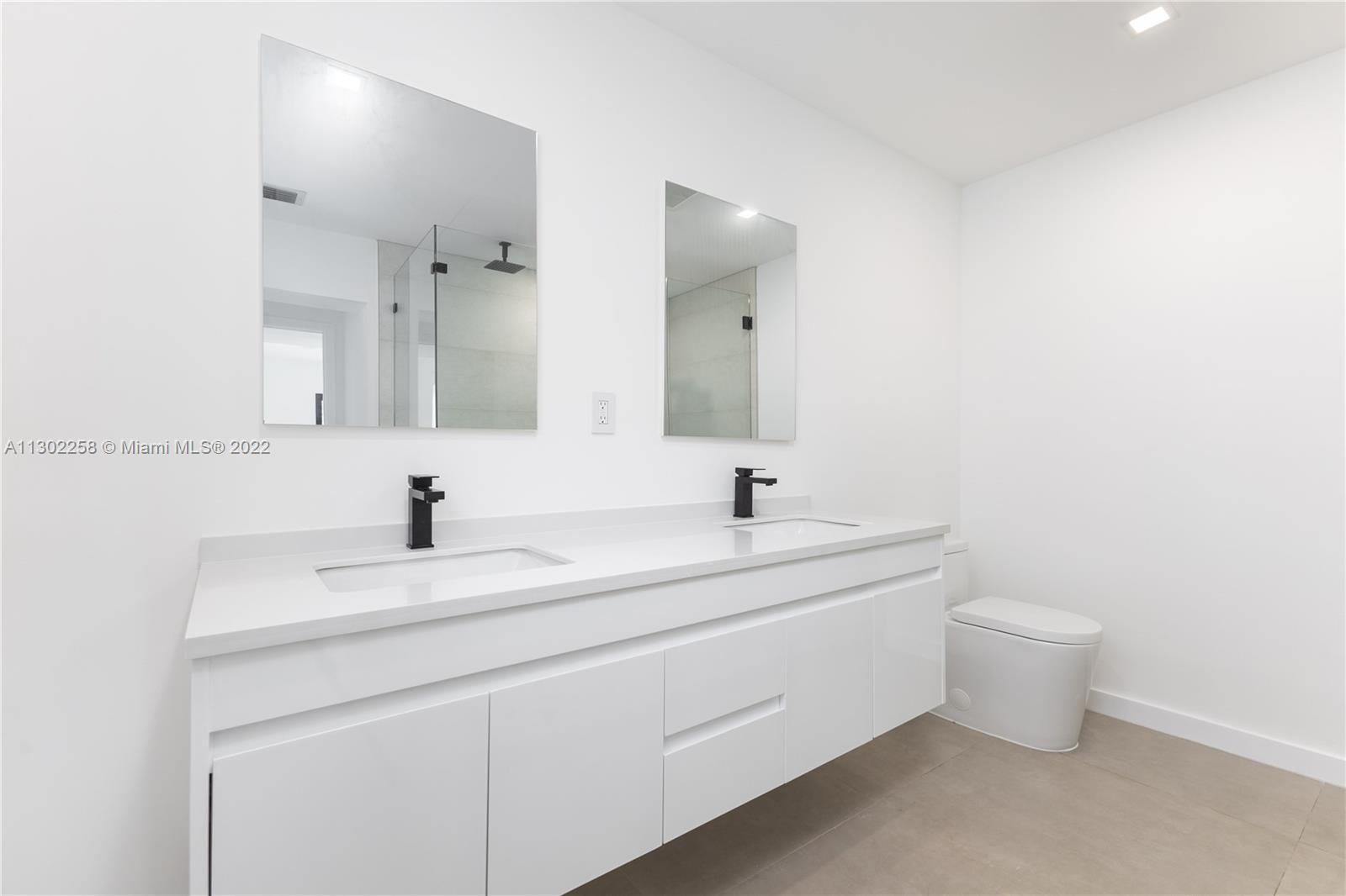 LAKE HEIGHTS - Residential