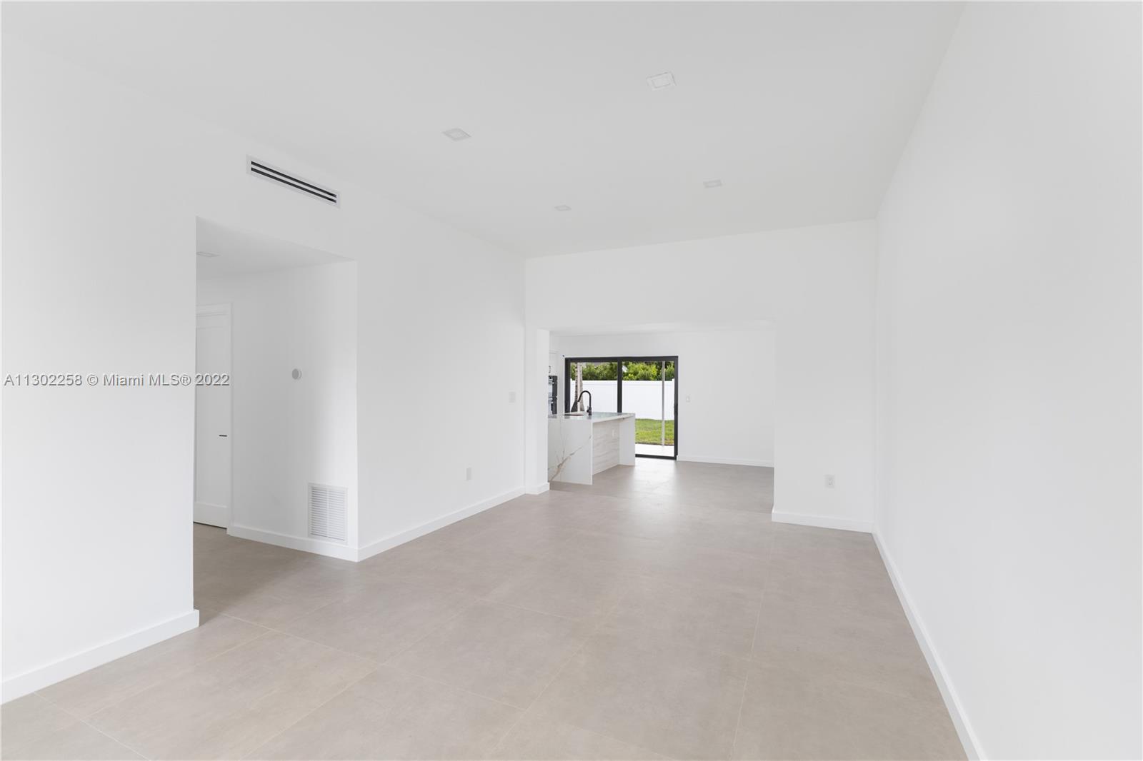 LAKE HEIGHTS - Residential