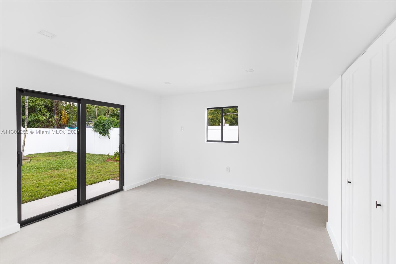 LAKE HEIGHTS - Residential