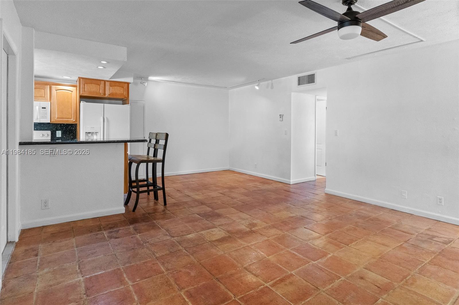 MARINE COLONY CONDO - Residential