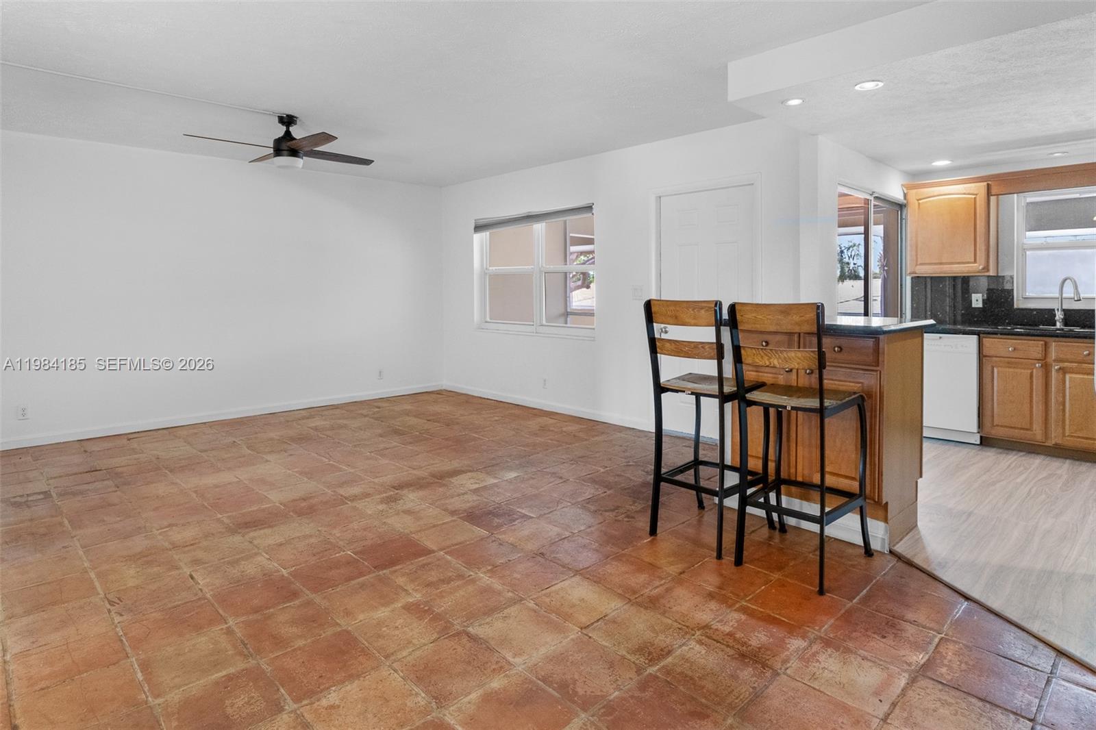 MARINE COLONY CONDO - Residential