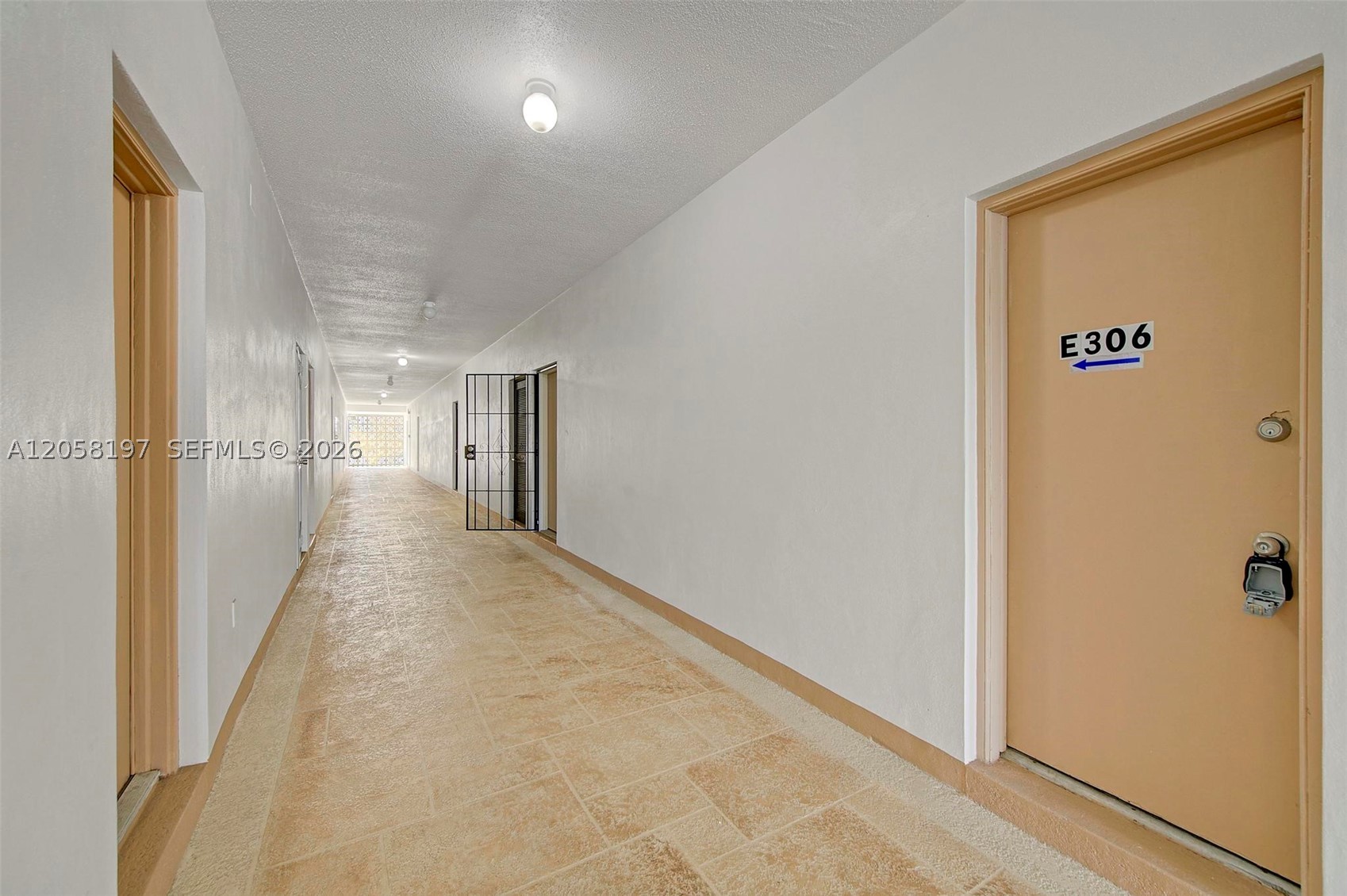 RIVER SHORES CONDO - Residential