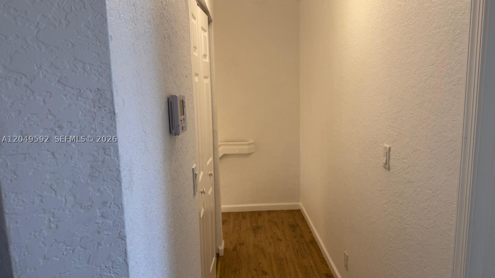 PINE BAY - Residential Lease