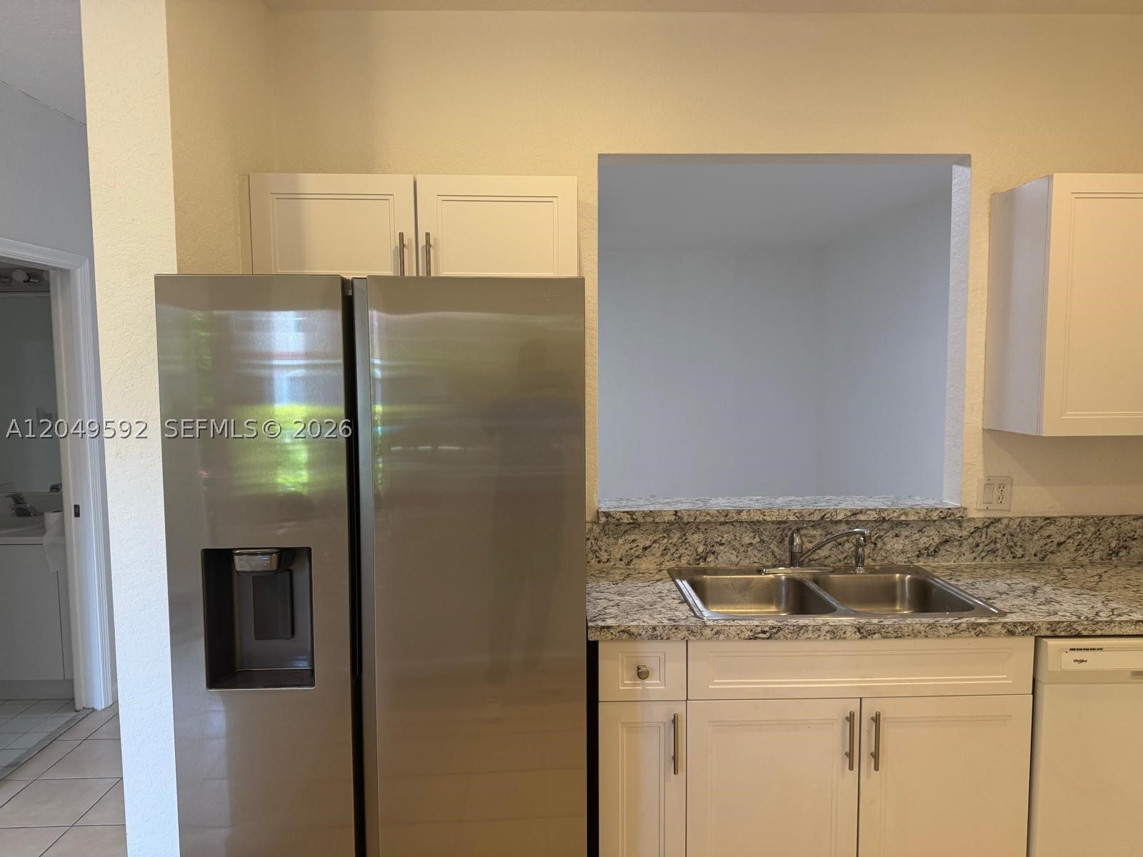 PINE BAY - Residential Lease