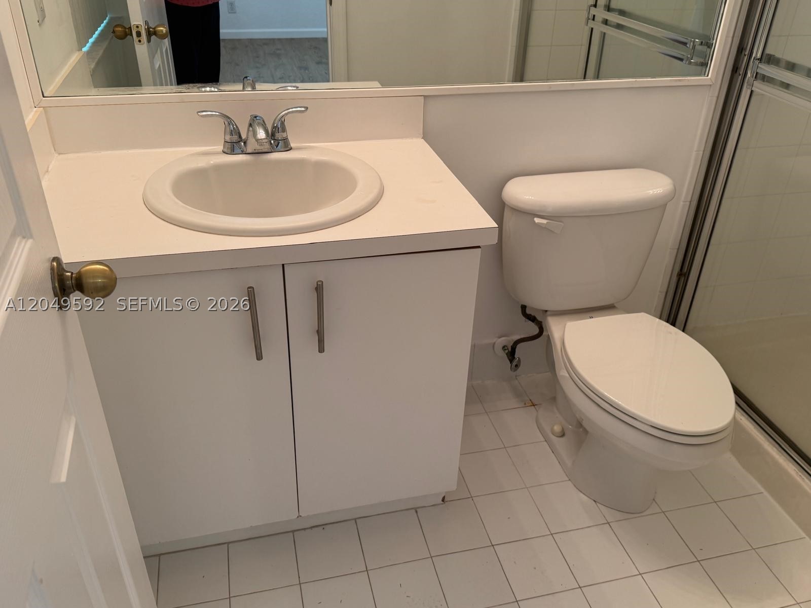 PINE BAY - Residential Lease