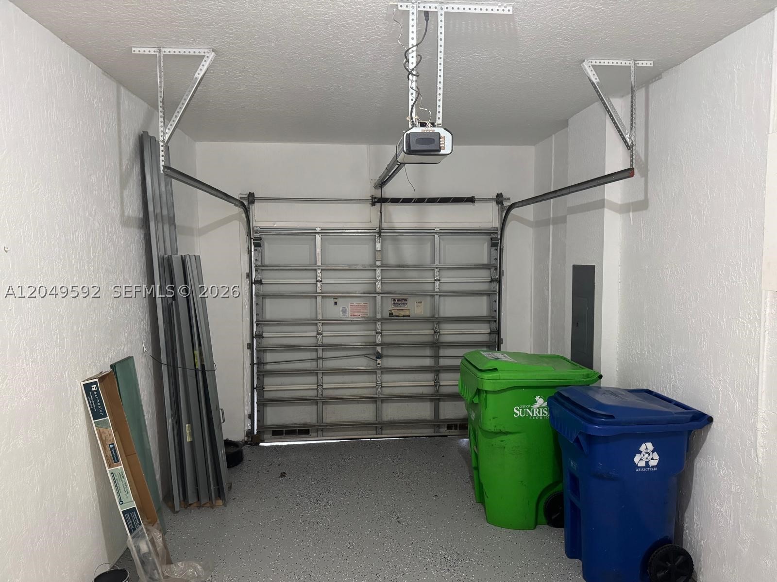 PINE BAY - Residential Lease