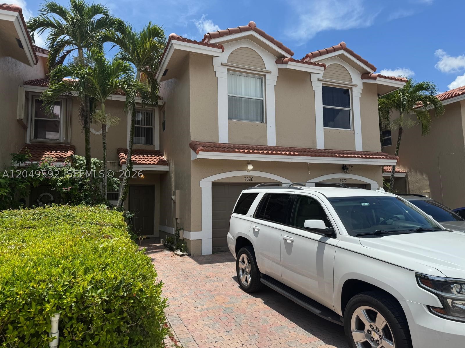 PINE BAY - Residential Lease