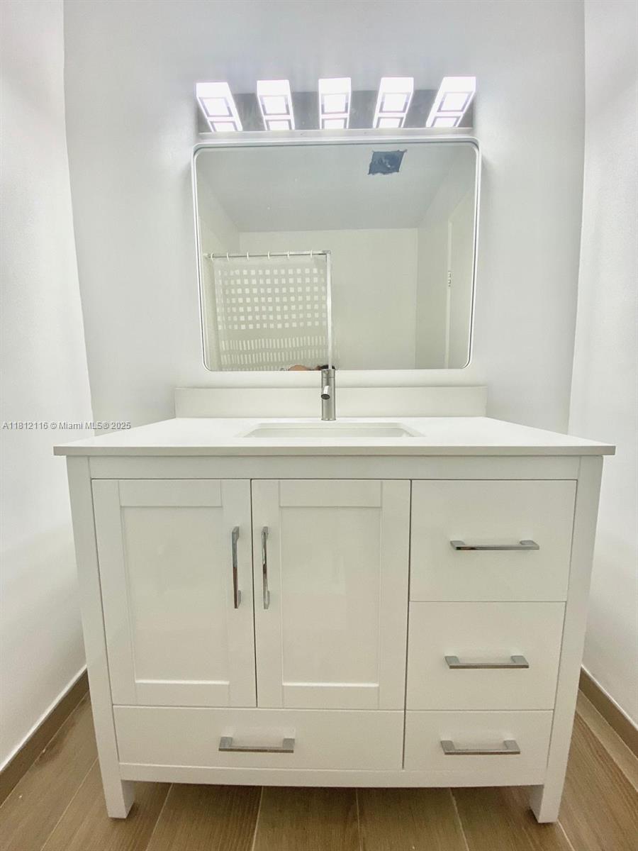 SECOND HORIZONS CONDO - Residential Lease
