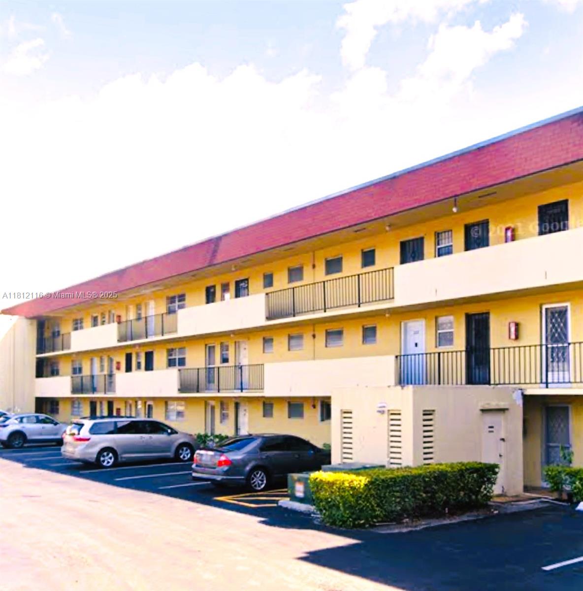 SECOND HORIZONS CONDO - Residential Lease