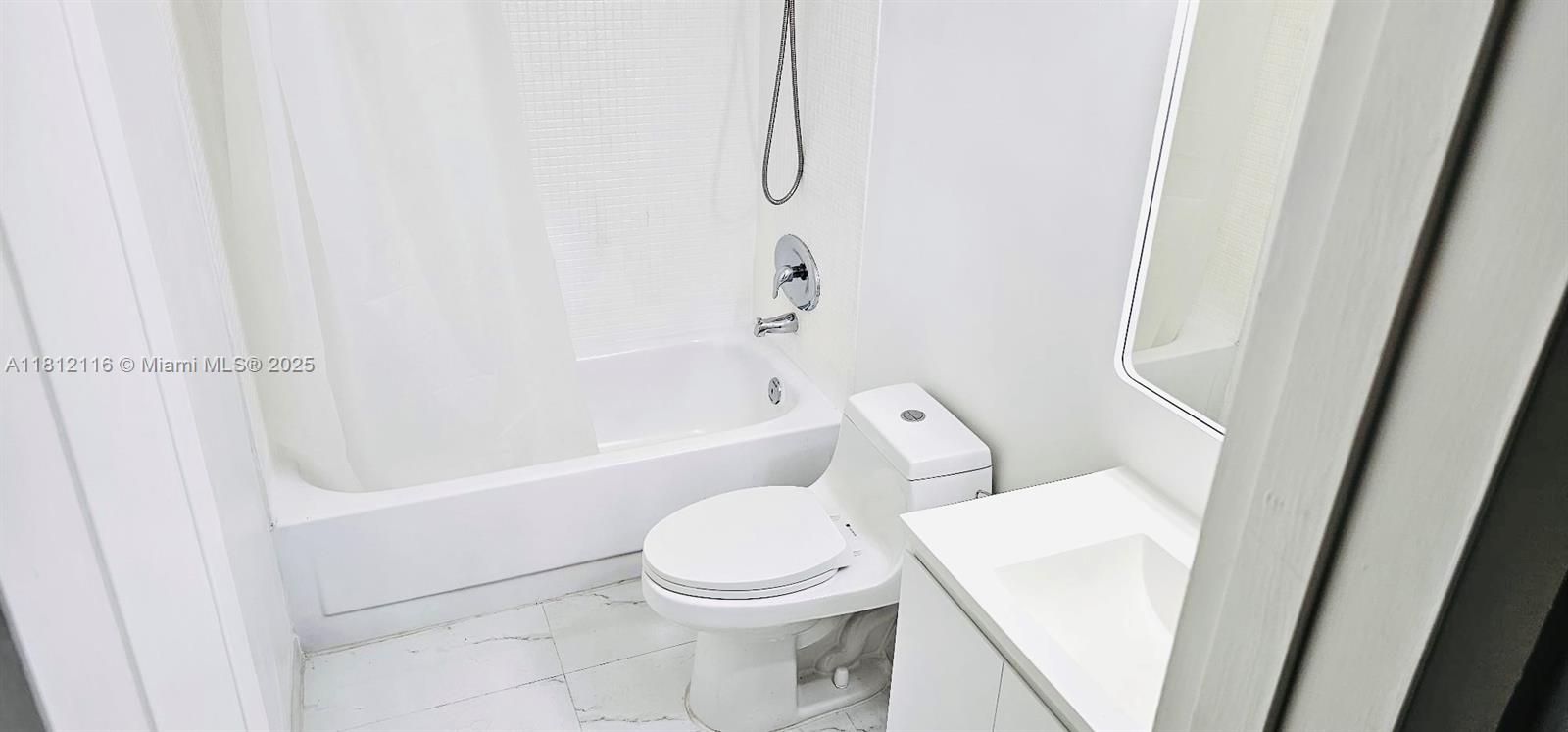 SECOND HORIZONS CONDO - Residential Lease
