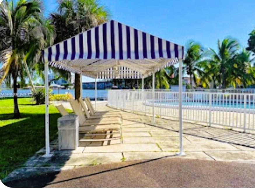 SECOND HORIZONS CONDO - Residential Lease
