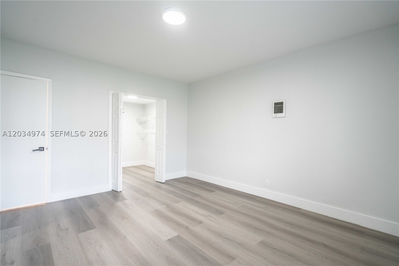 OCEANSIDE SEC ISLE OF NOR - Residential Lease