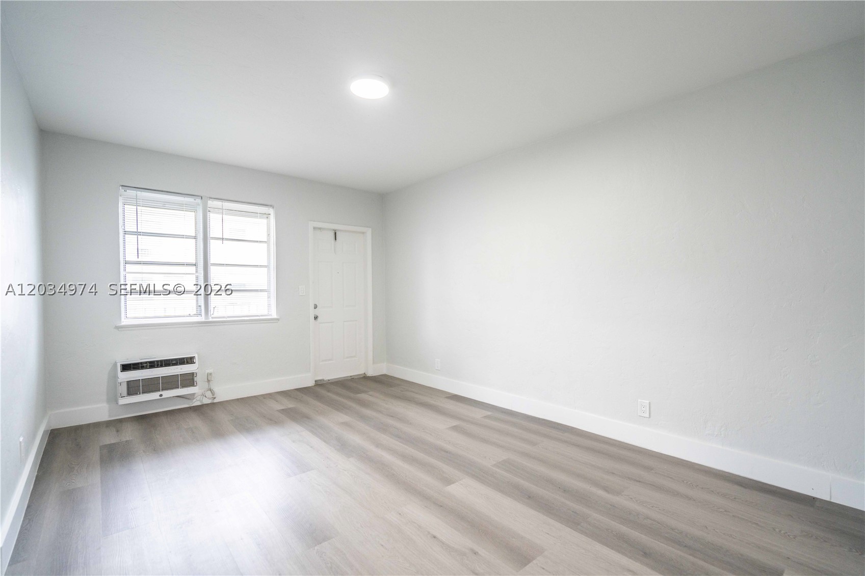 OCEANSIDE SEC ISLE OF NOR - Residential Lease