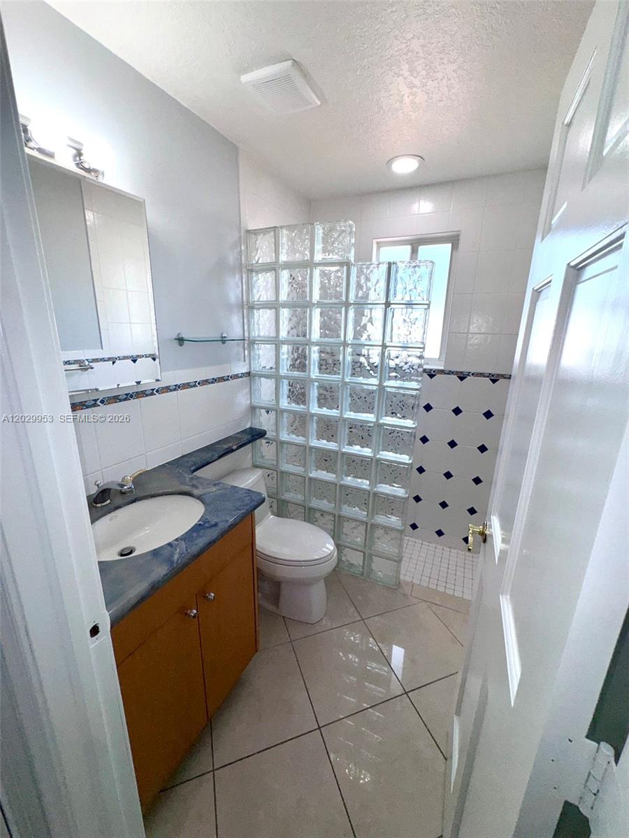GARDNER VILLAS - Residential Lease