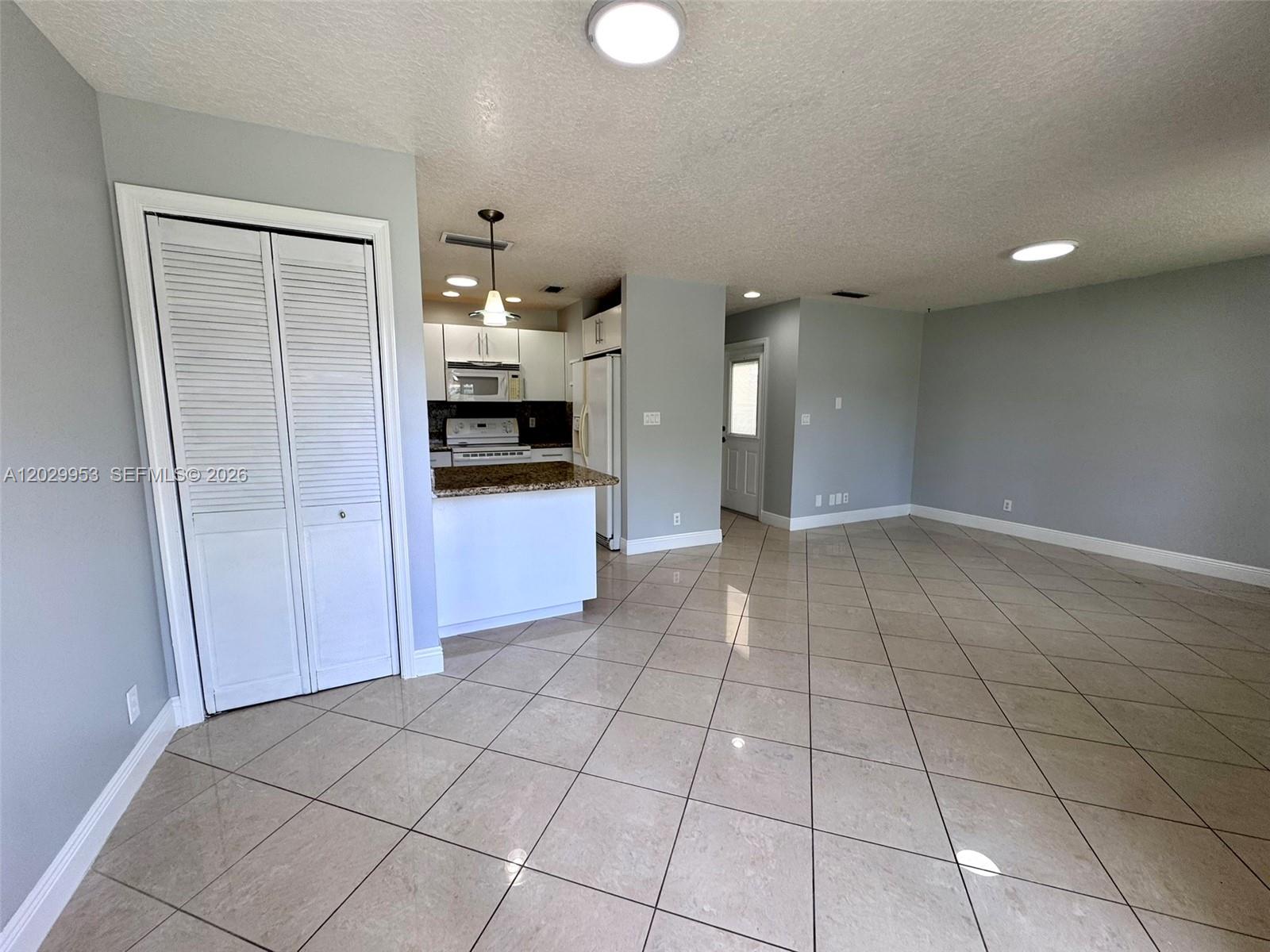 GARDNER VILLAS - Residential Lease