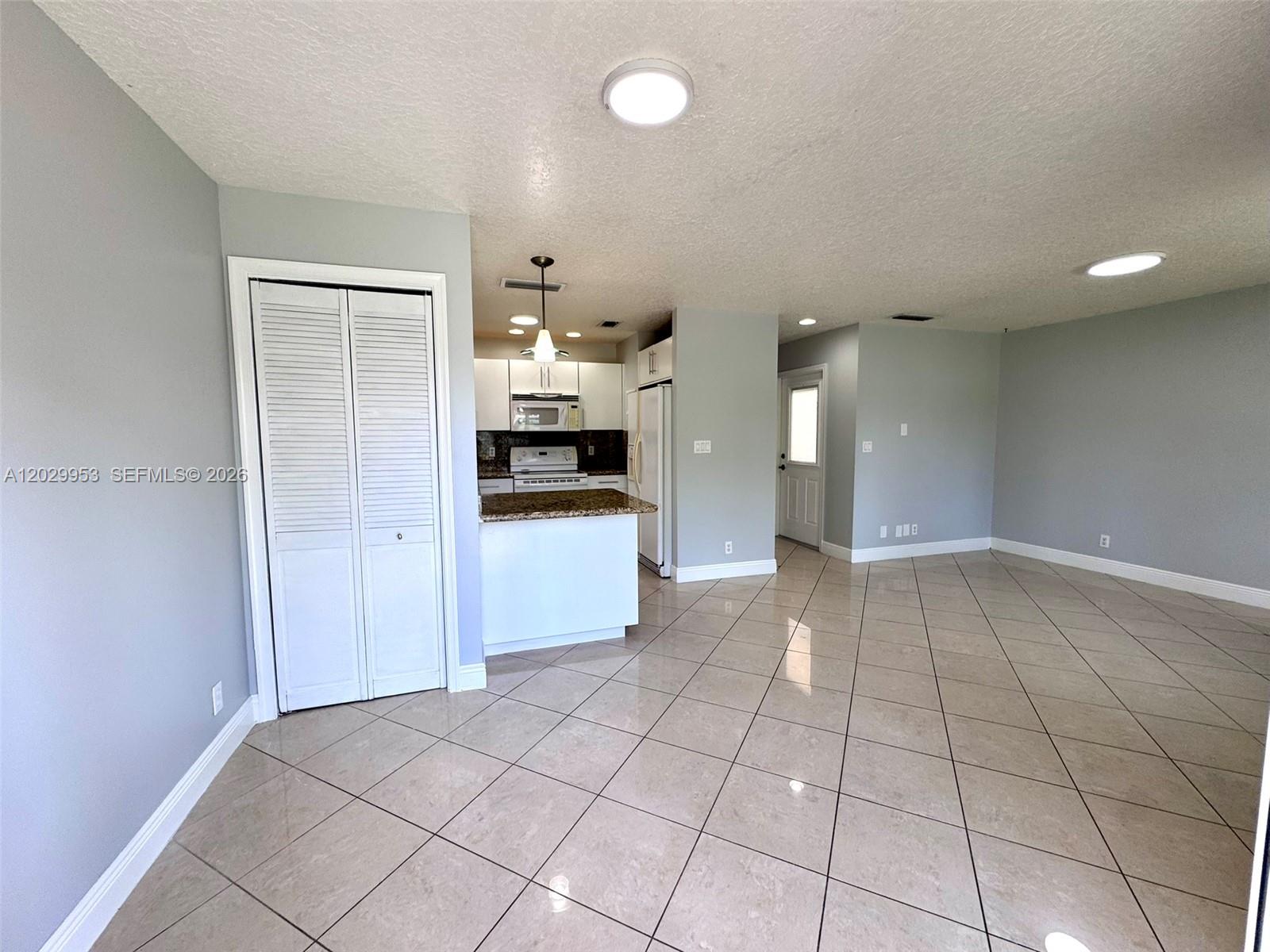GARDNER VILLAS - Residential Lease