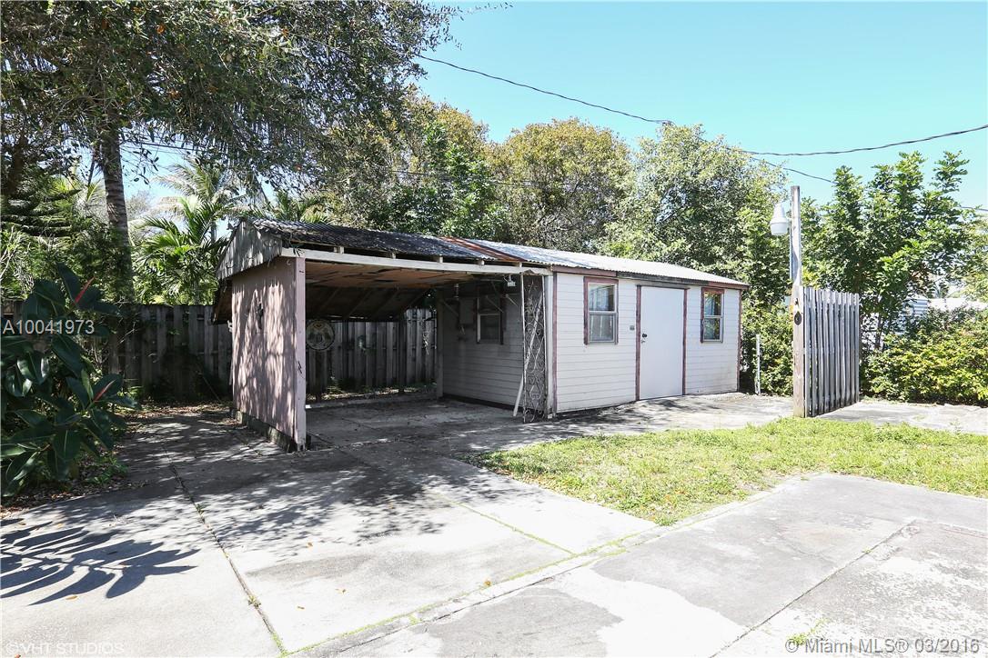 Hollywood Little Ranches - Residential