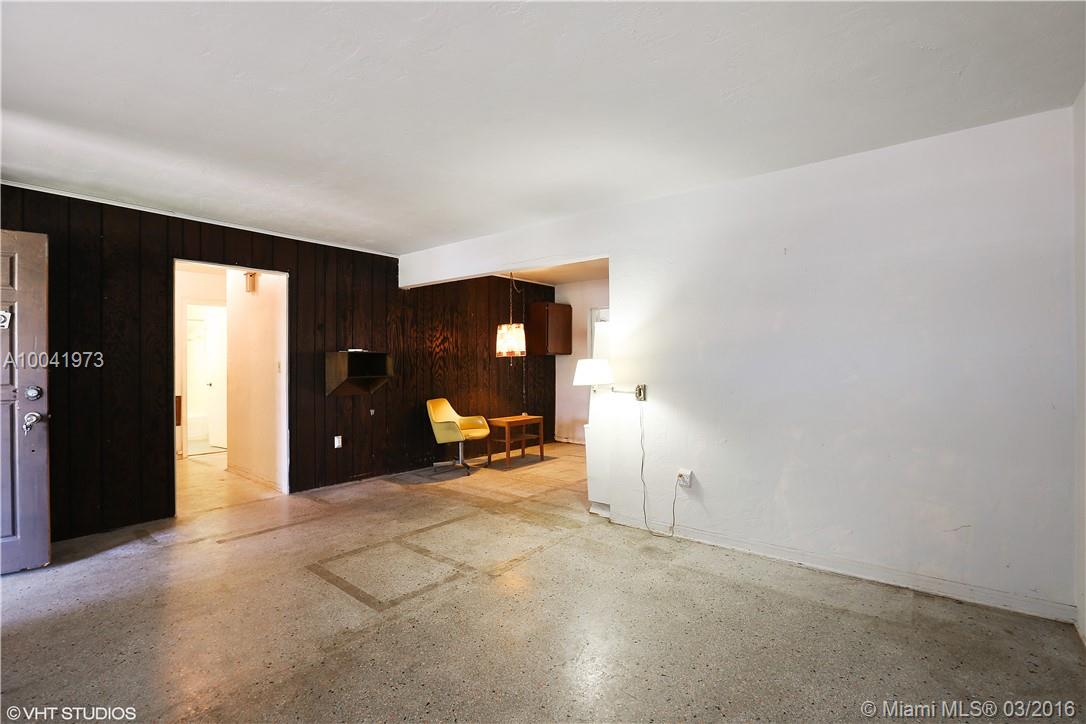 Hollywood Little Ranches - Residential