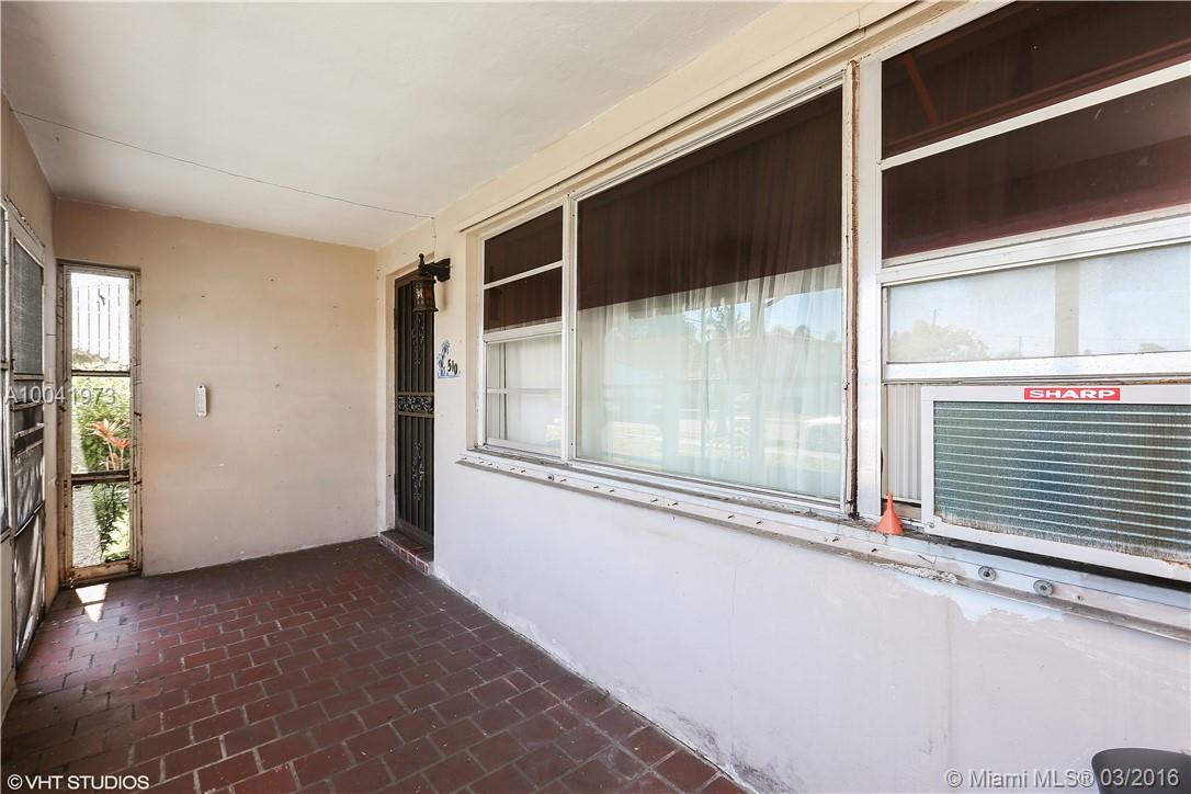 Hollywood Little Ranches - Residential