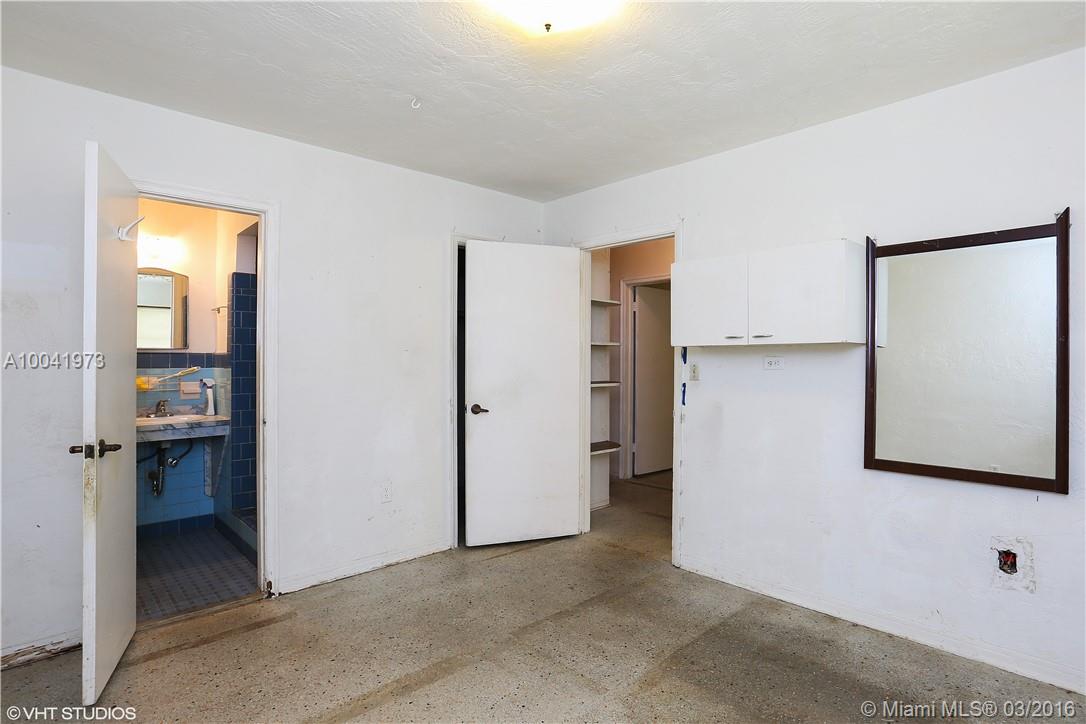 Hollywood Little Ranches - Residential