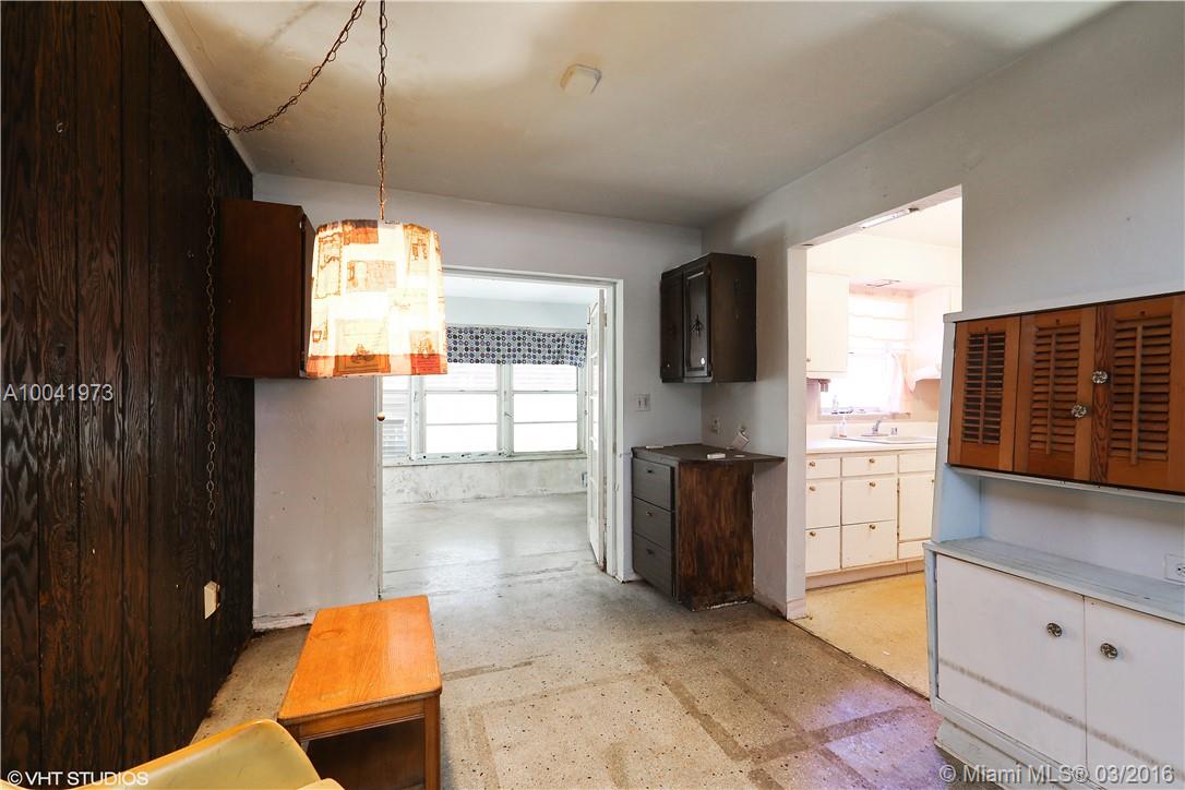 Hollywood Little Ranches - Residential