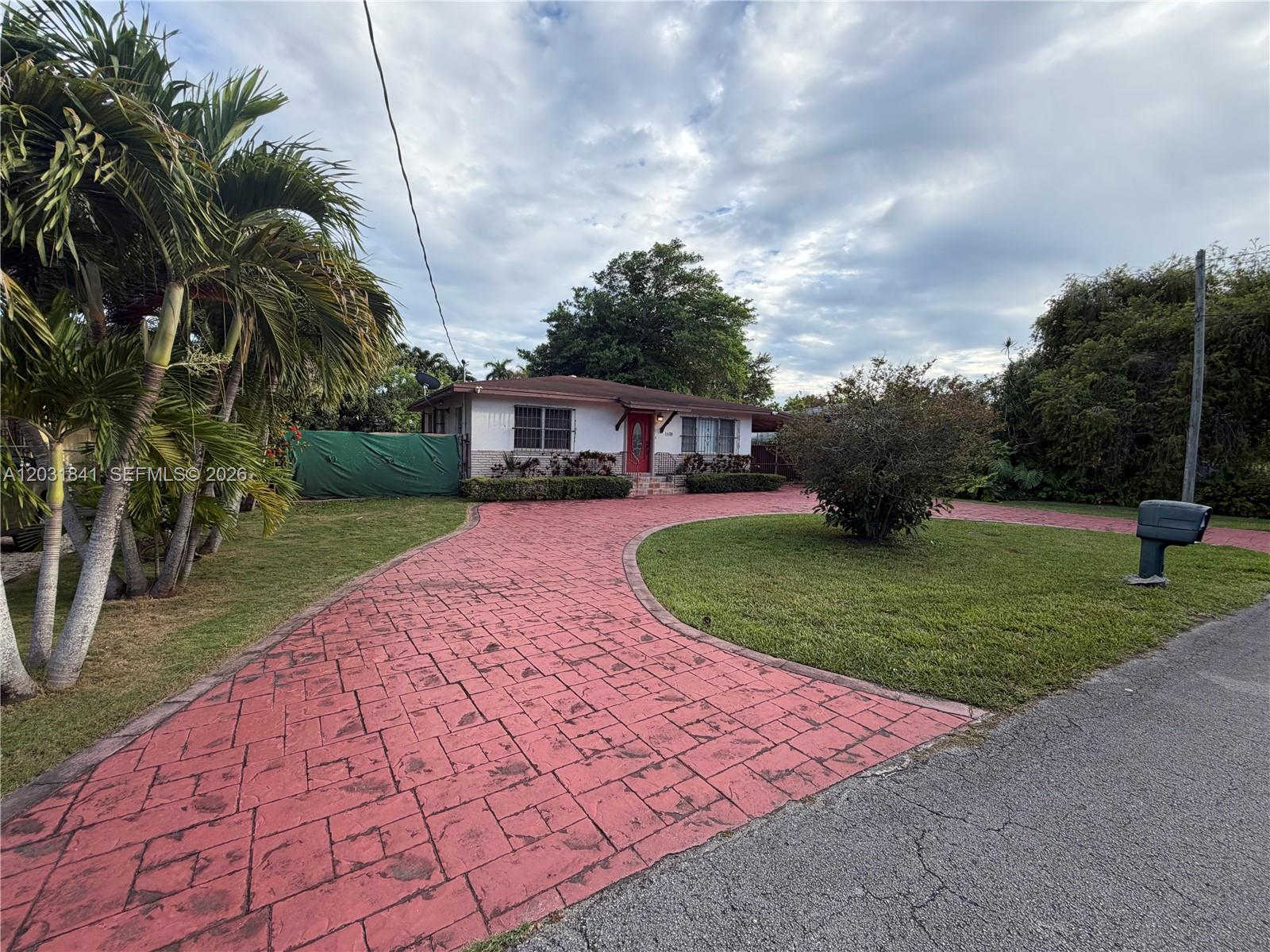 CORAL VILLAS REV - Residential Lease