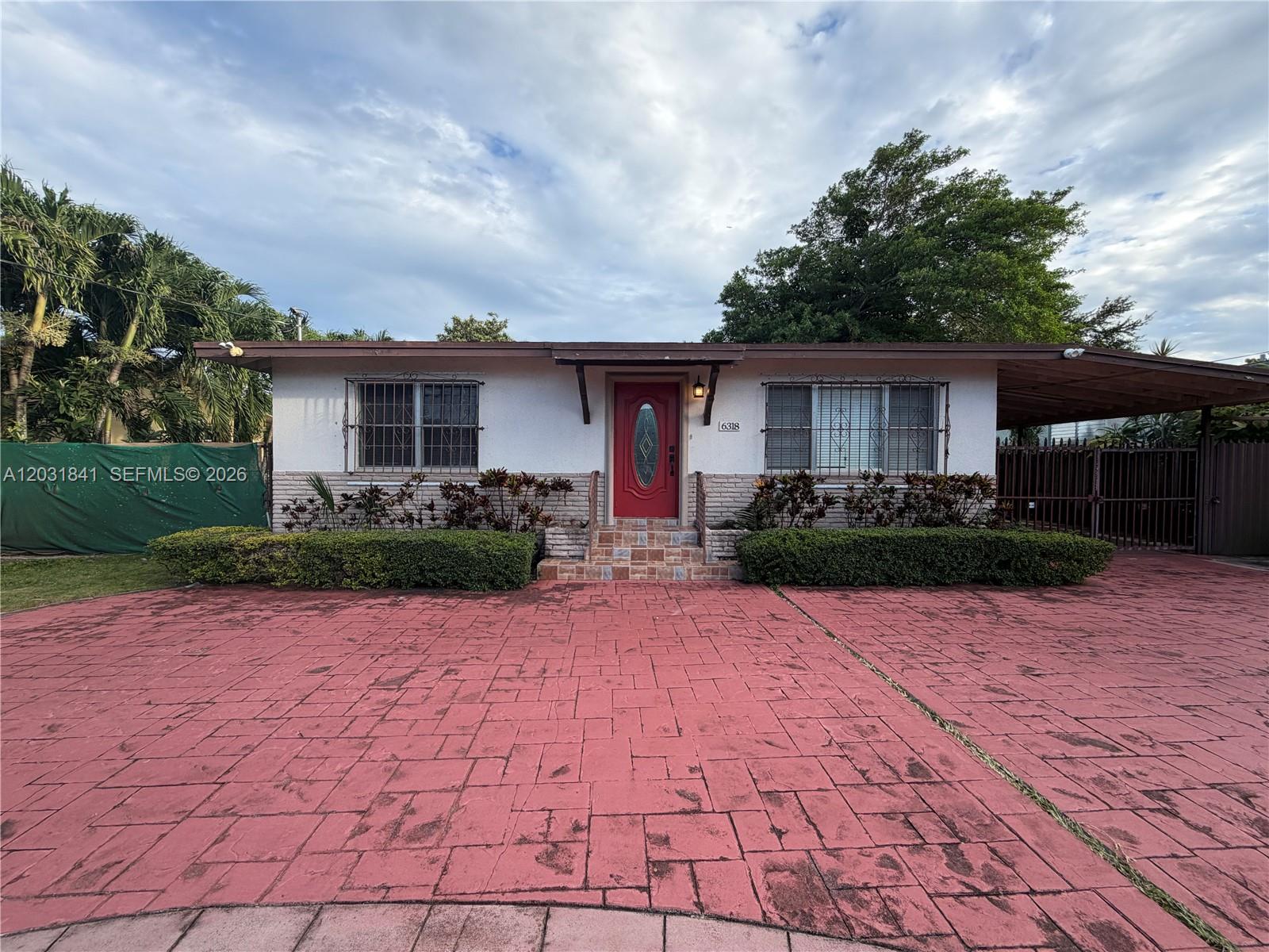 CORAL VILLAS REV - Residential Lease