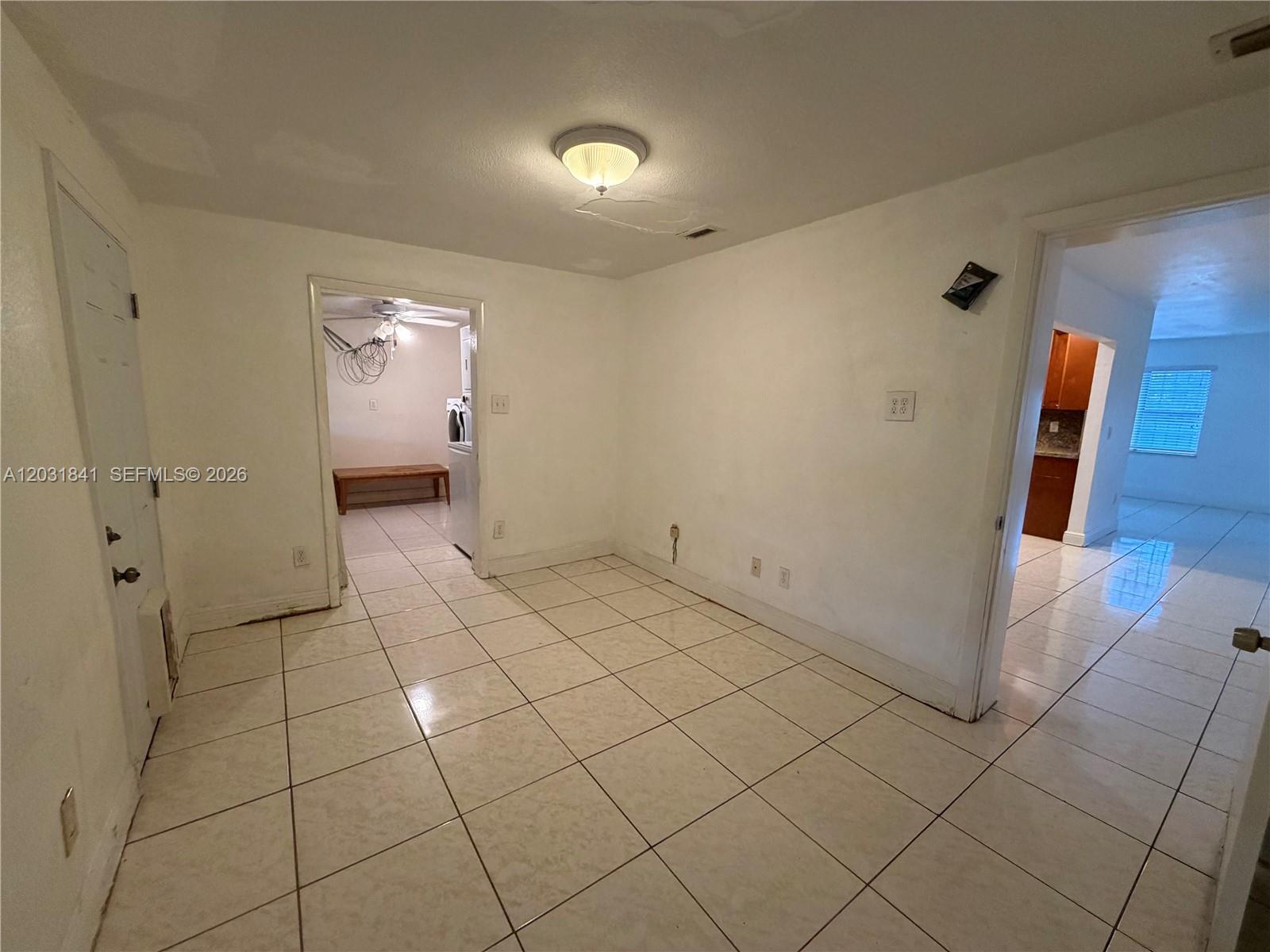 CORAL VILLAS REV - Residential Lease