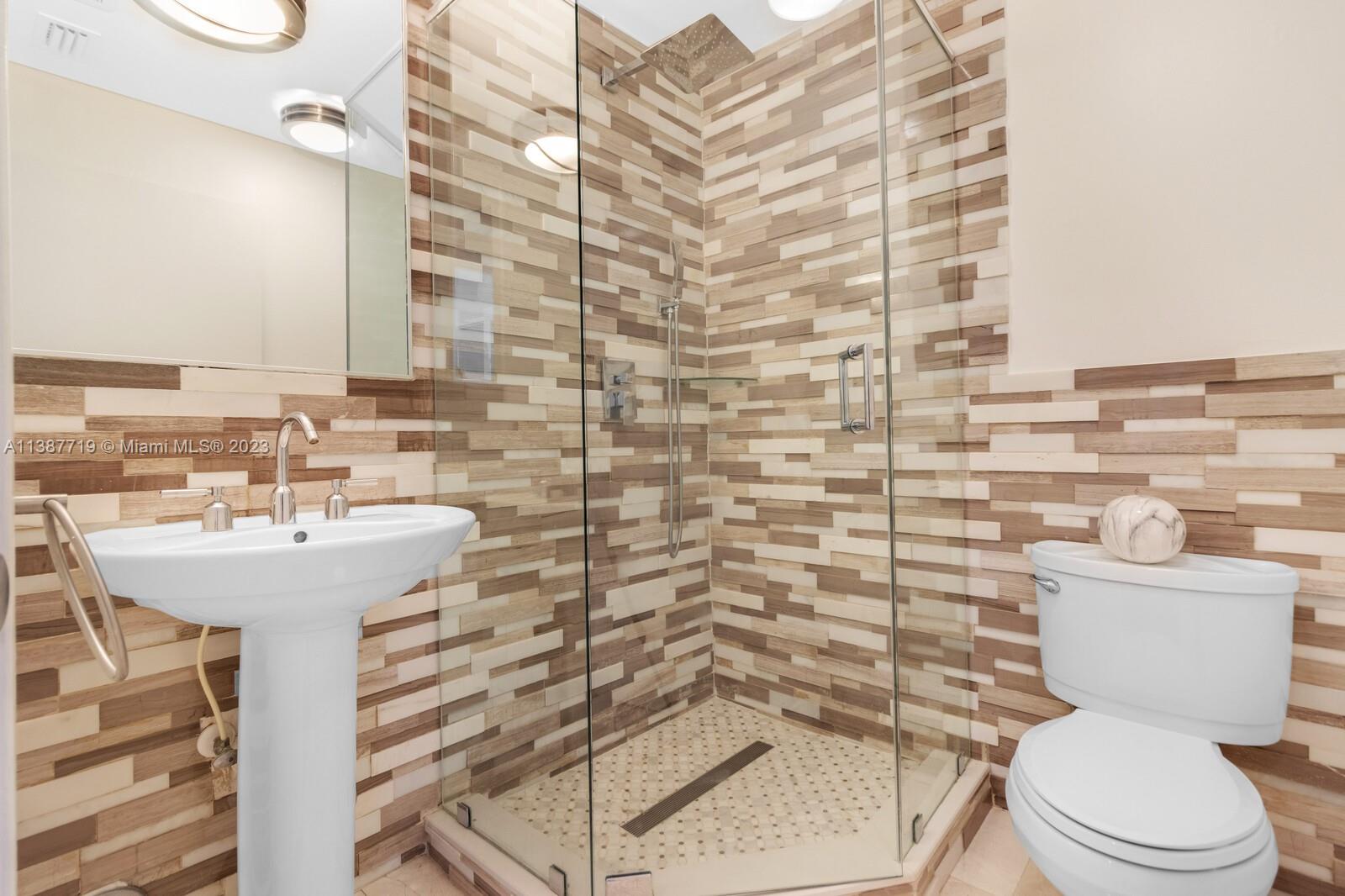 THE GRAMERCY CONDO - Residential Lease