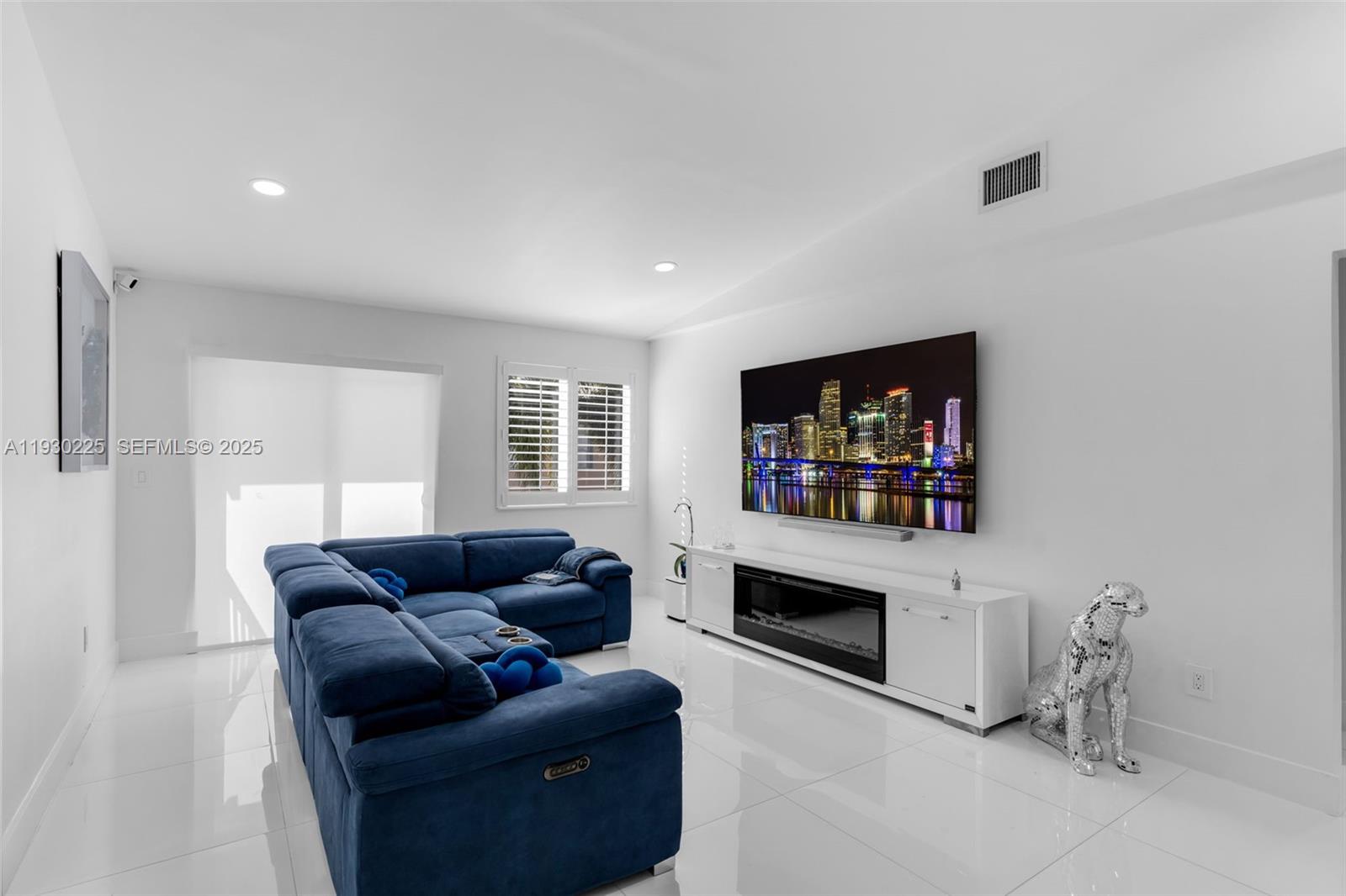 CUTLER LANDINGS - Residential