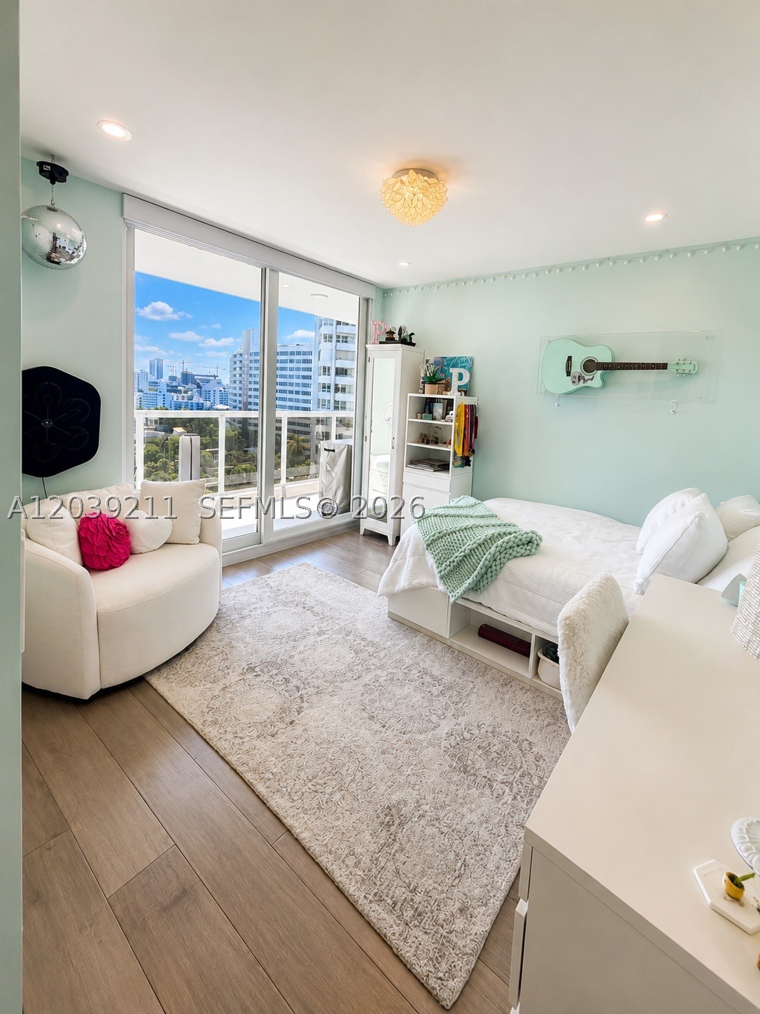 NINE ISLAND AVENUE CONDO - Residential