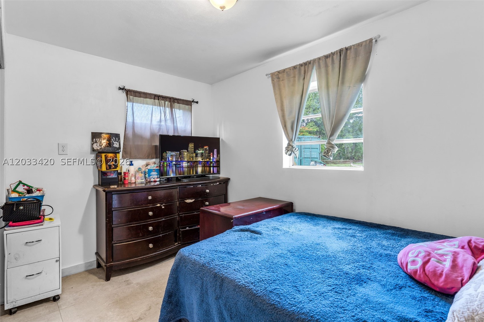 REDLAND COMPOUUND - Residential