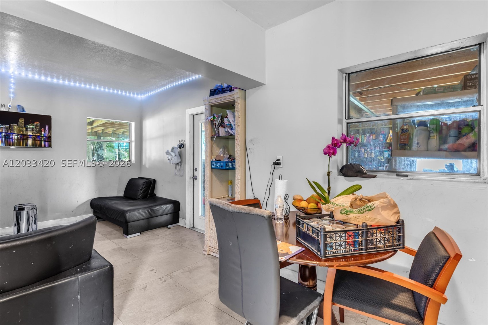 REDLAND COMPOUUND - Residential
