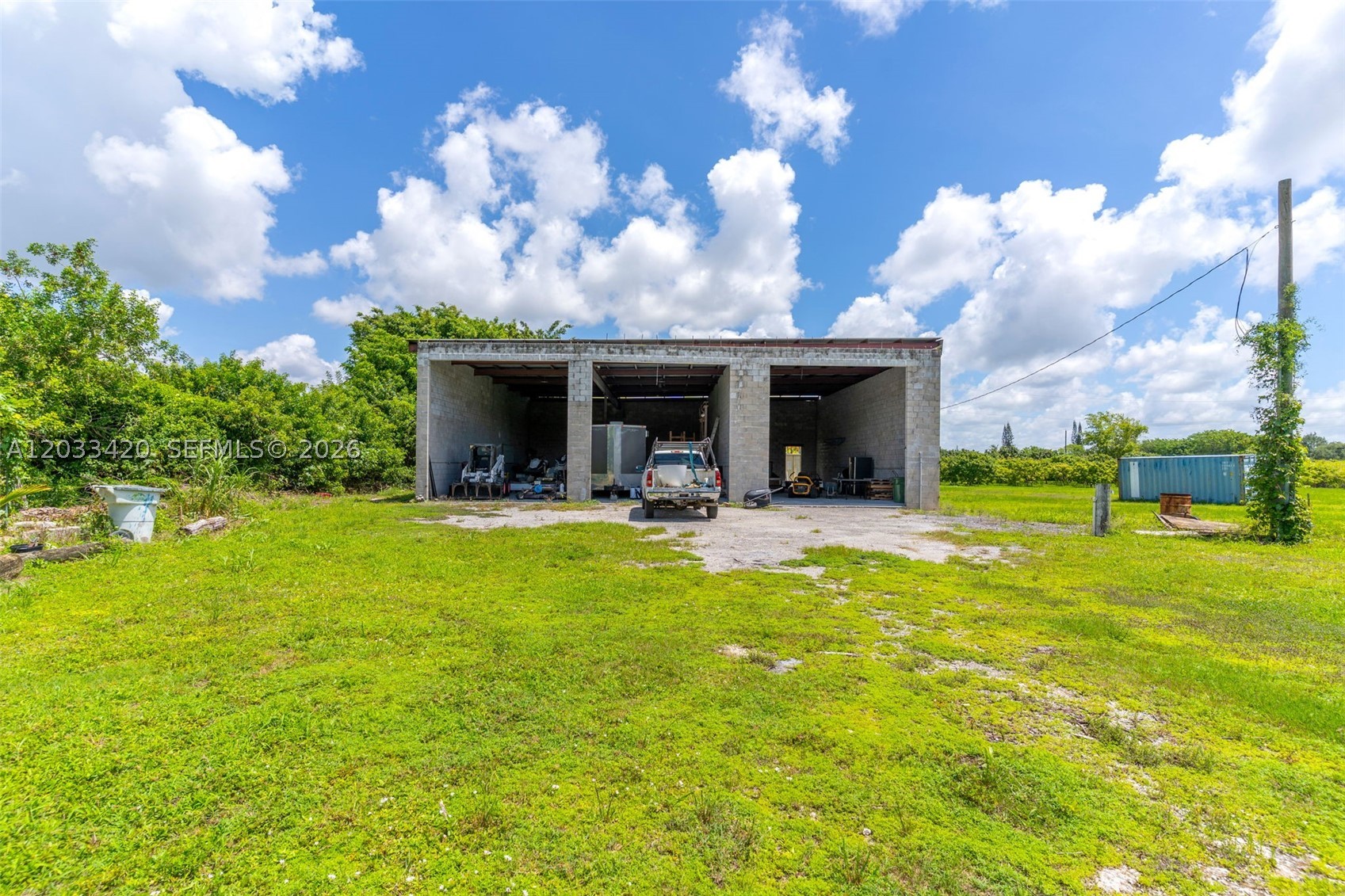 REDLAND COMPOUUND - Residential
