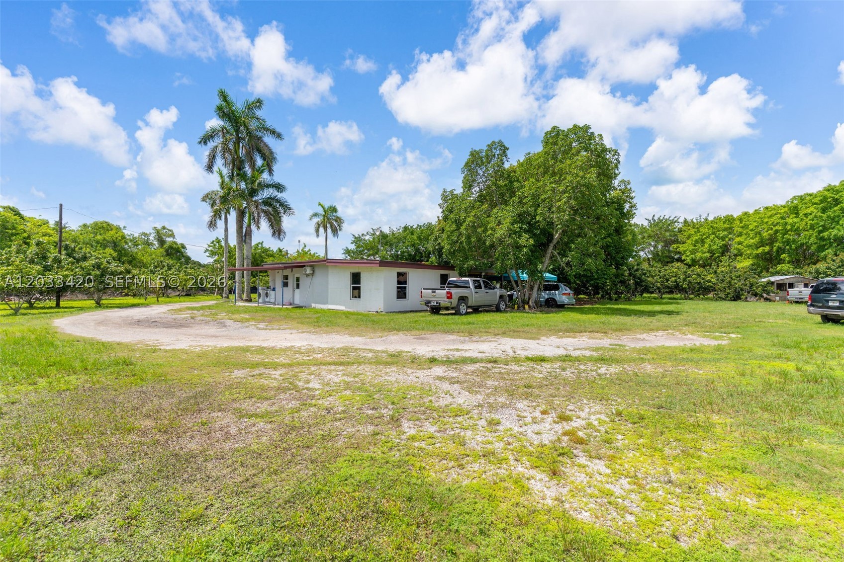 REDLAND COMPOUUND - Residential