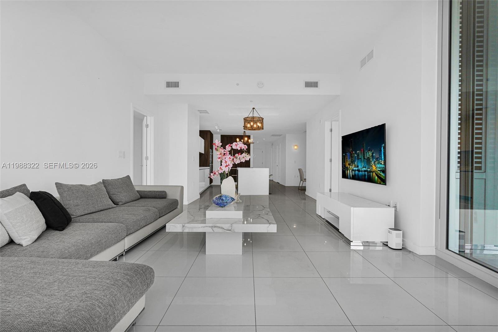 PARAMOUNT MIAMI WORLDCENT - Residential