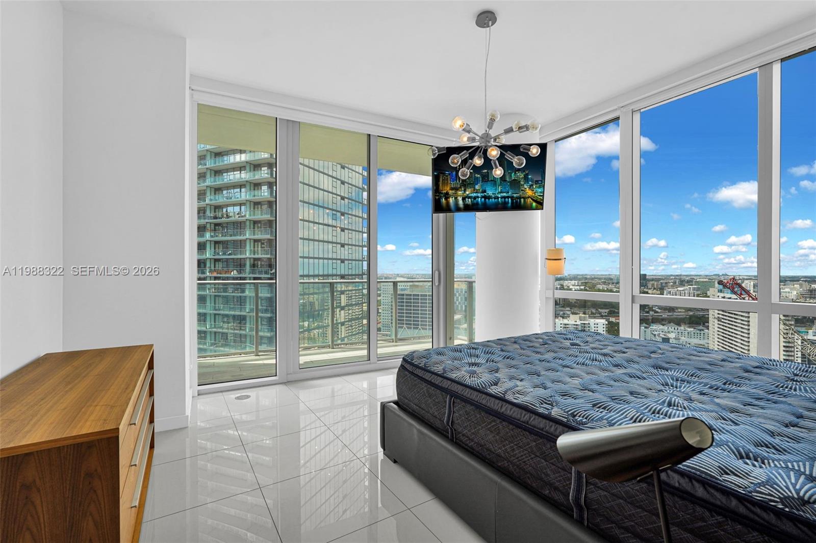 PARAMOUNT MIAMI WORLDCENT - Residential