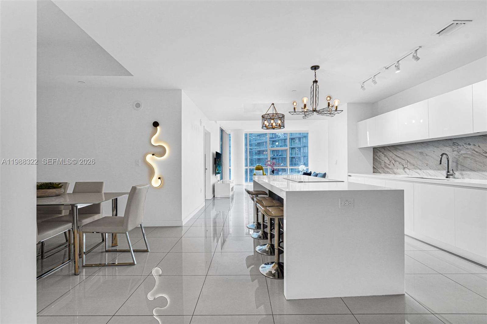 PARAMOUNT MIAMI WORLDCENT - Residential