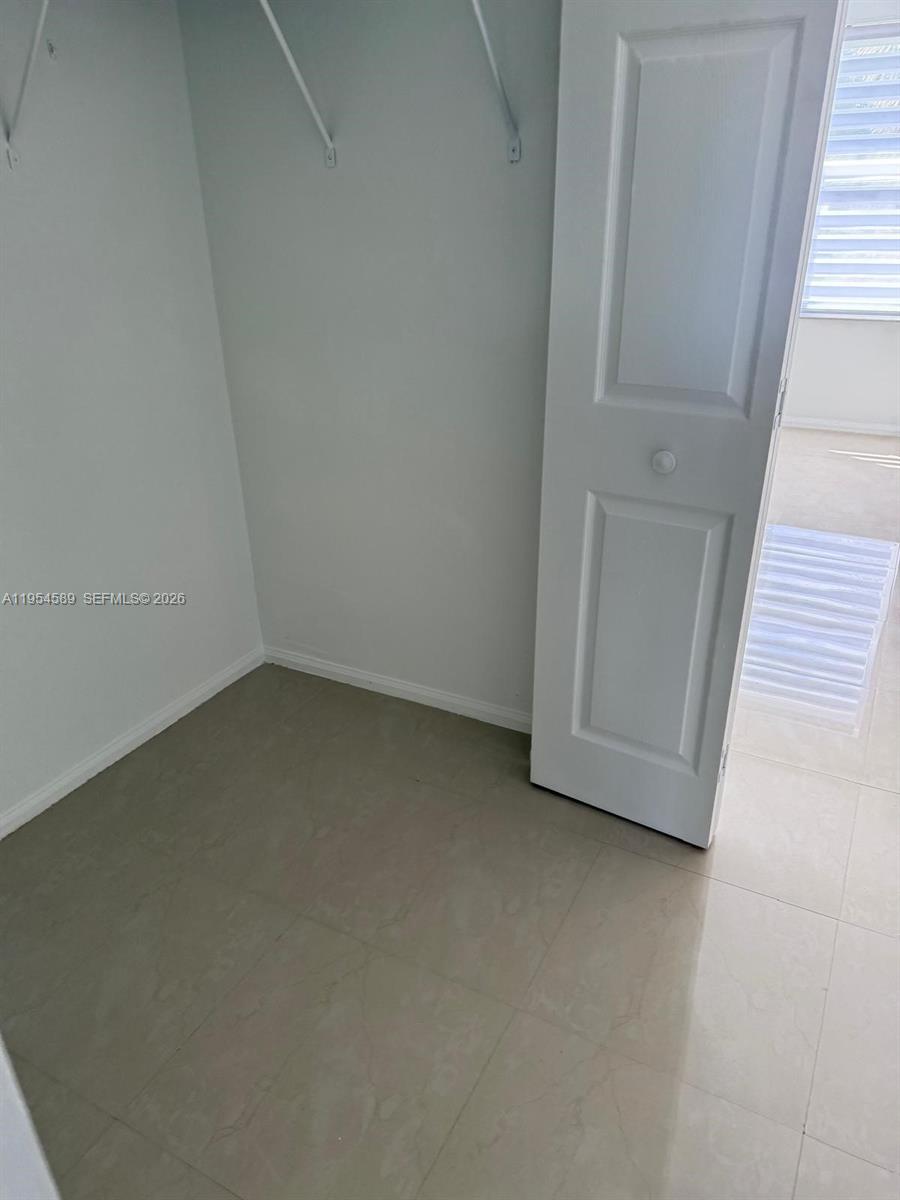 SILVER LAKES PHASE III - Residential Lease