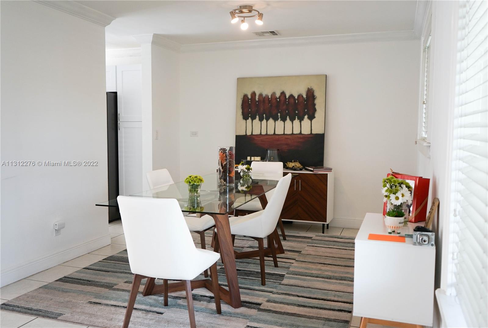 SUNRISE MNR - Residential Lease