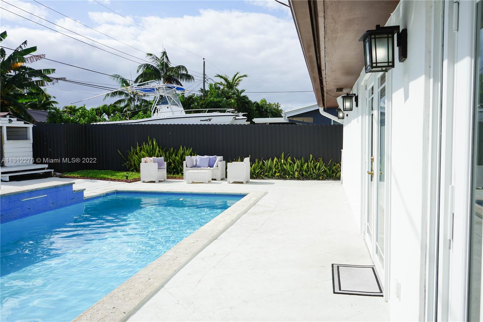 SUNRISE MNR - Residential Lease