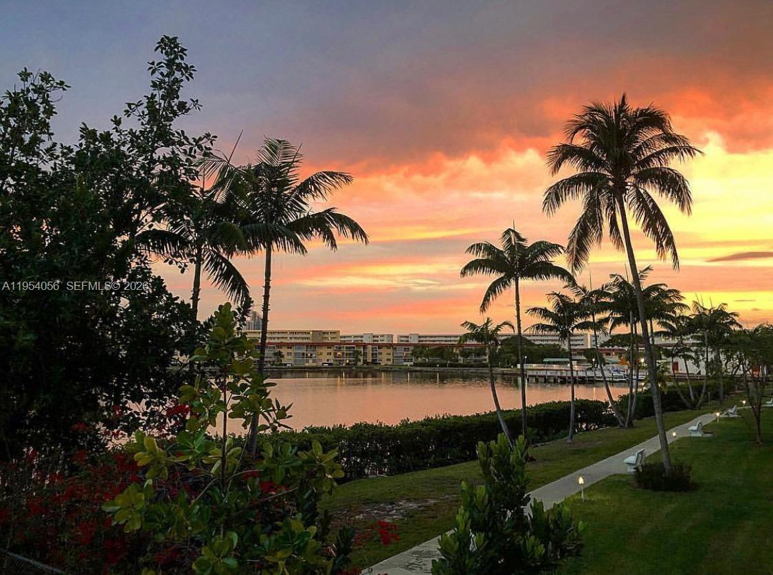 DEL PRADO MARINA - Residential