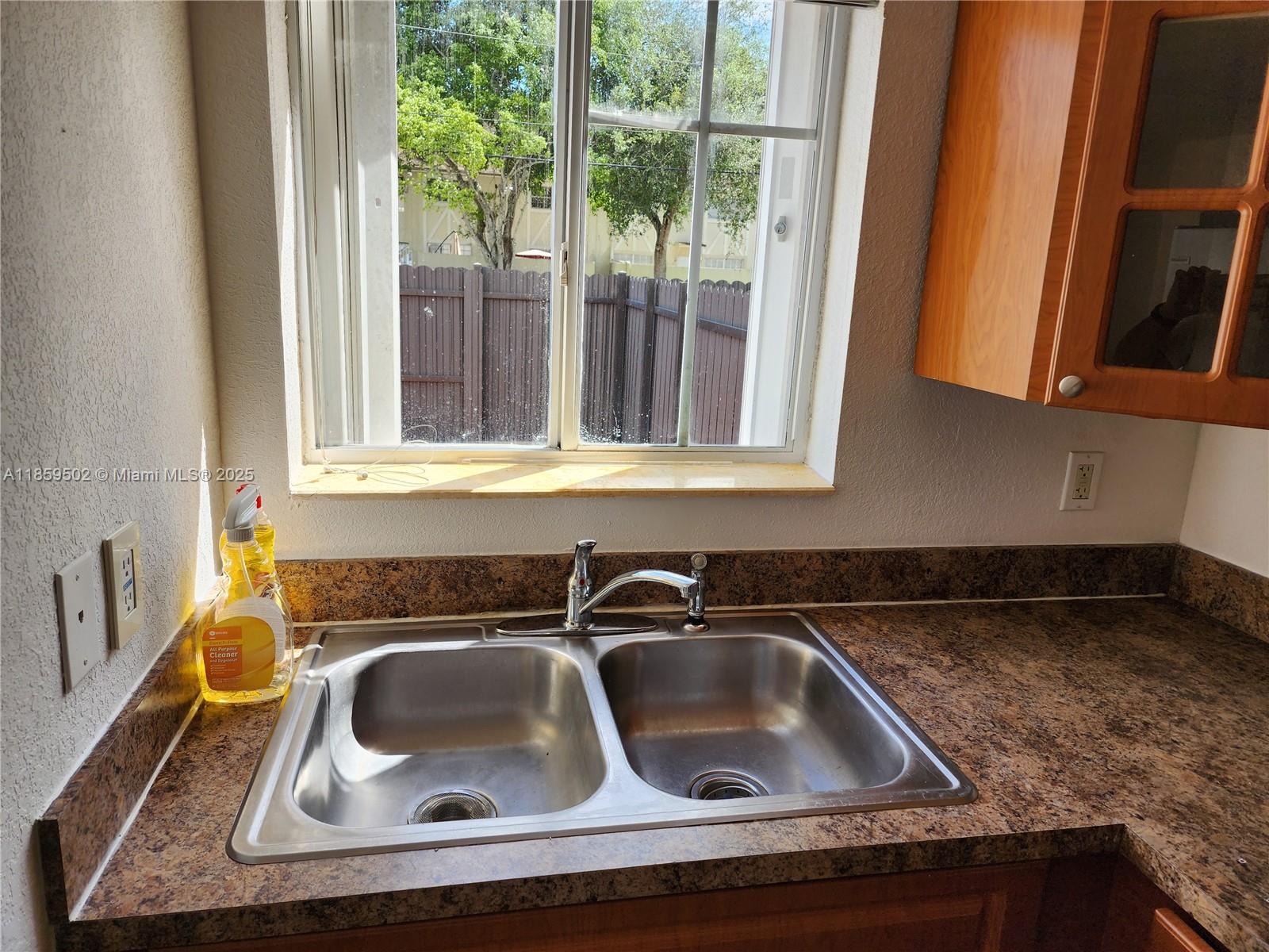 KENDALL PALMS A CONDO - Residential Lease