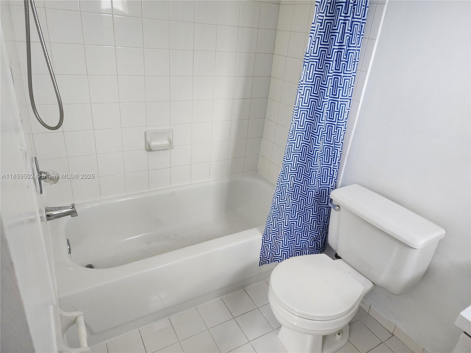 KENDALL PALMS A CONDO - Residential Lease