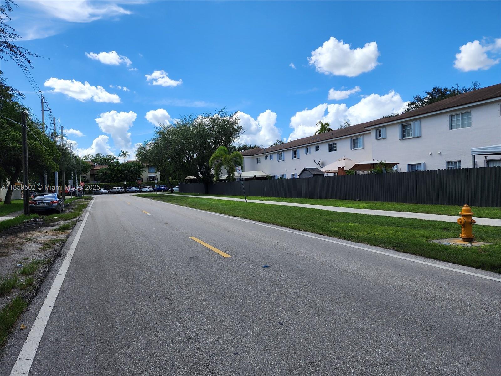 KENDALL PALMS A CONDO - Residential Lease