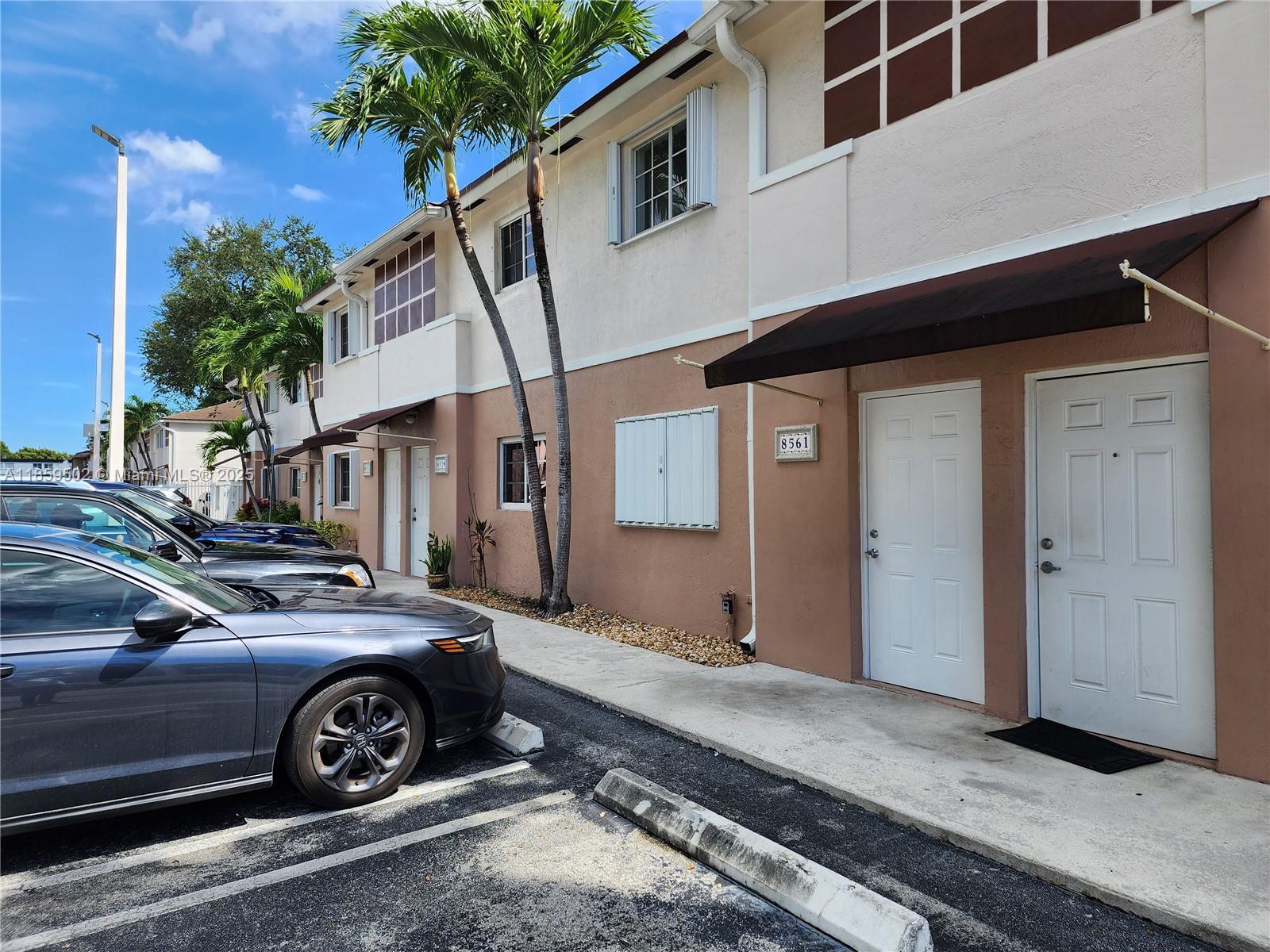 KENDALL PALMS A CONDO - Residential Lease