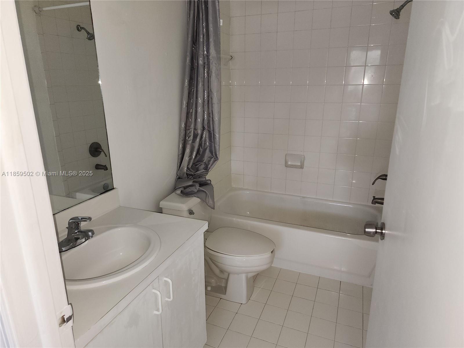 KENDALL PALMS A CONDO - Residential Lease