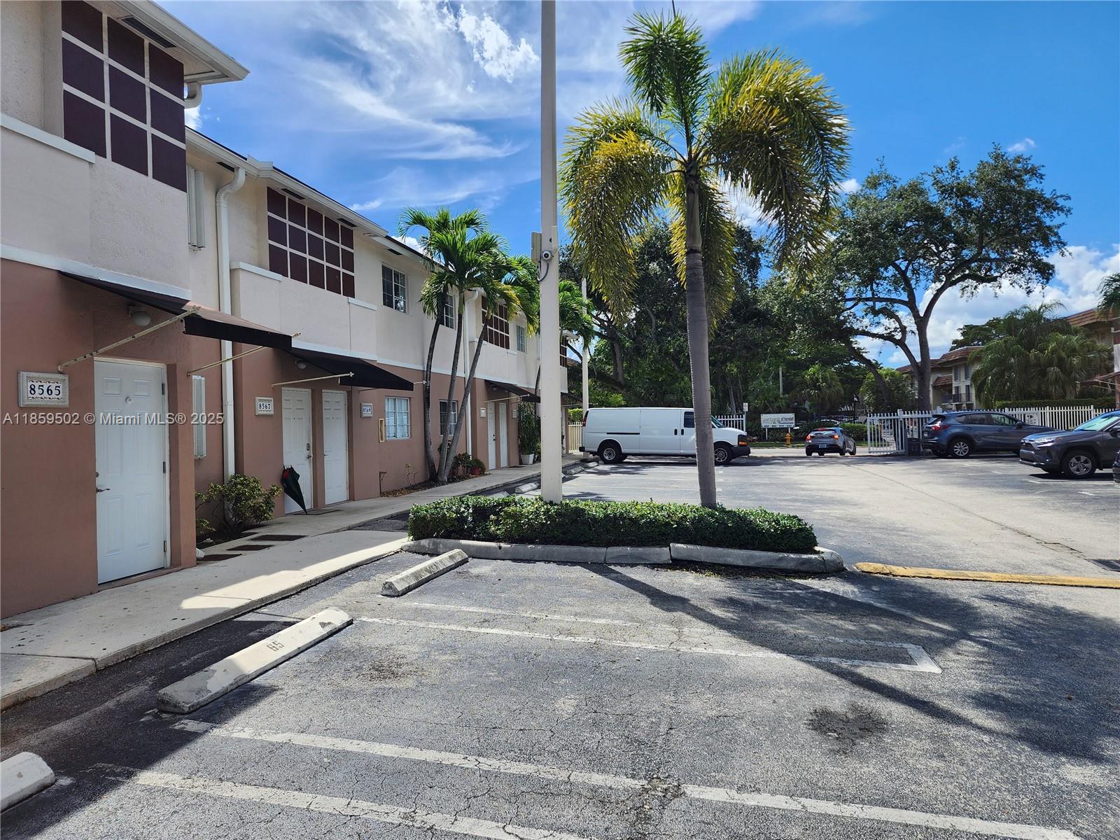 KENDALL PALMS A CONDO - Residential Lease