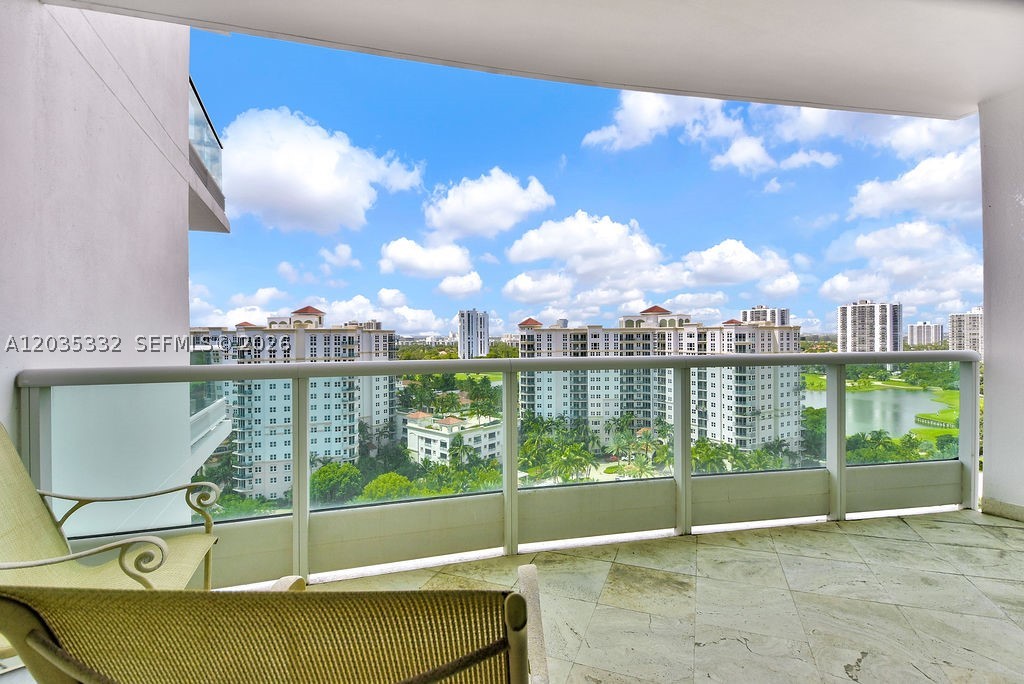 TOWERS OF PORTO VITA-SOUT - Residential Lease